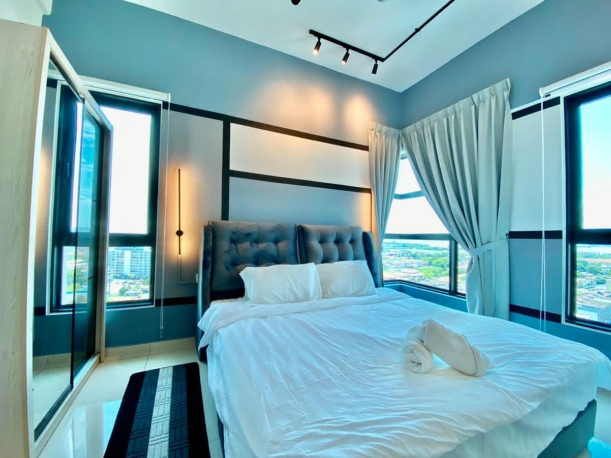 Melaka Ong Kim Wee Residences By Stayrene Екстер'єр фото