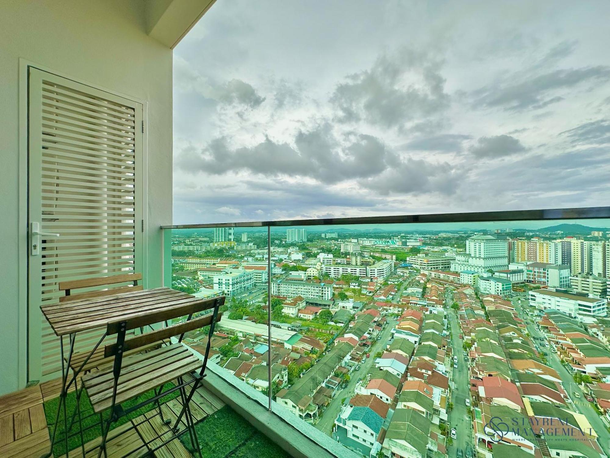 Melaka Ong Kim Wee Residences By Stayrene Екстер'єр фото