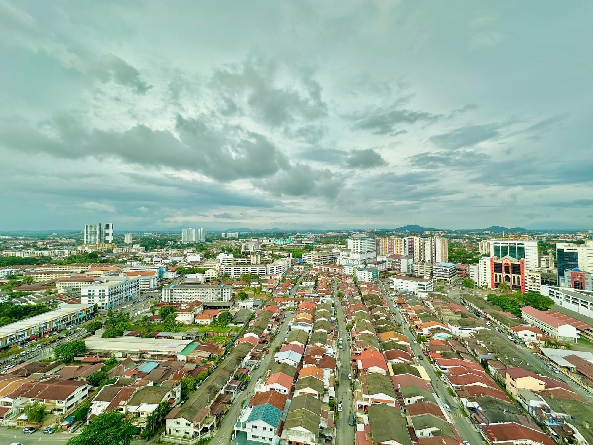 Melaka Ong Kim Wee Residences By Stayrene Екстер'єр фото