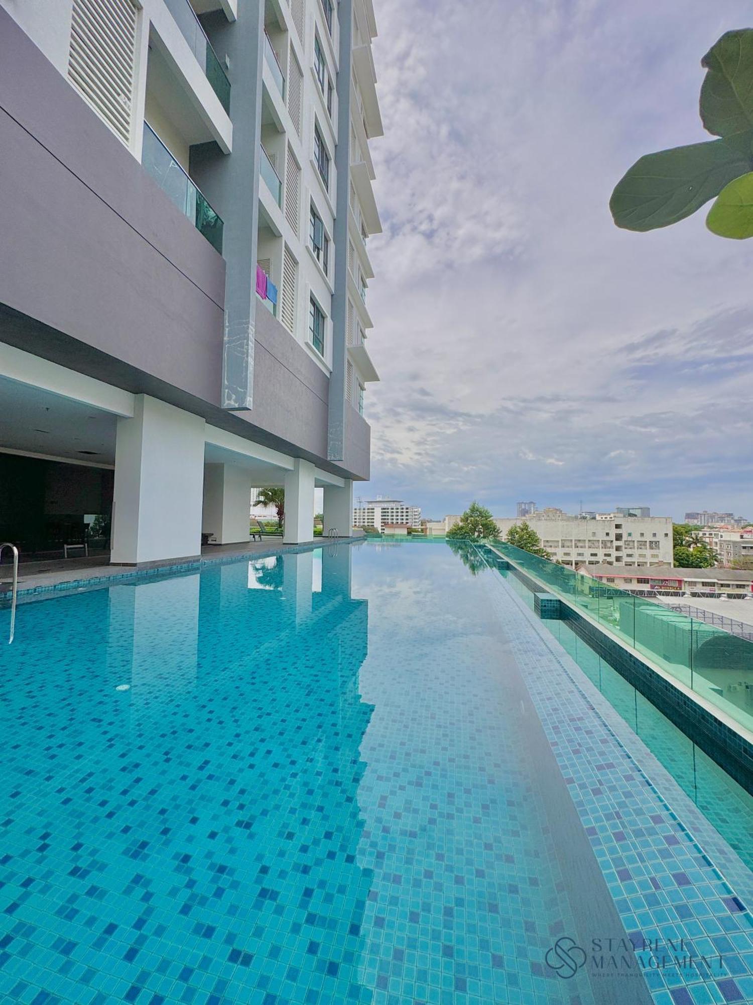 Melaka Ong Kim Wee Residences By Stayrene Екстер'єр фото